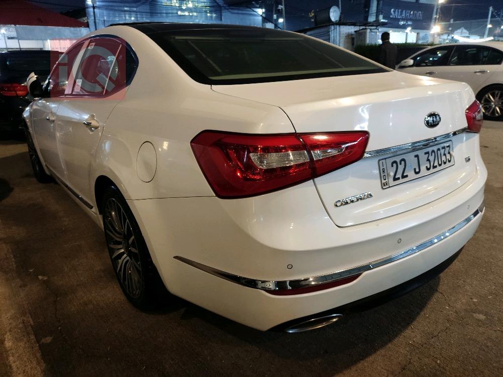 Kia Cadenza
